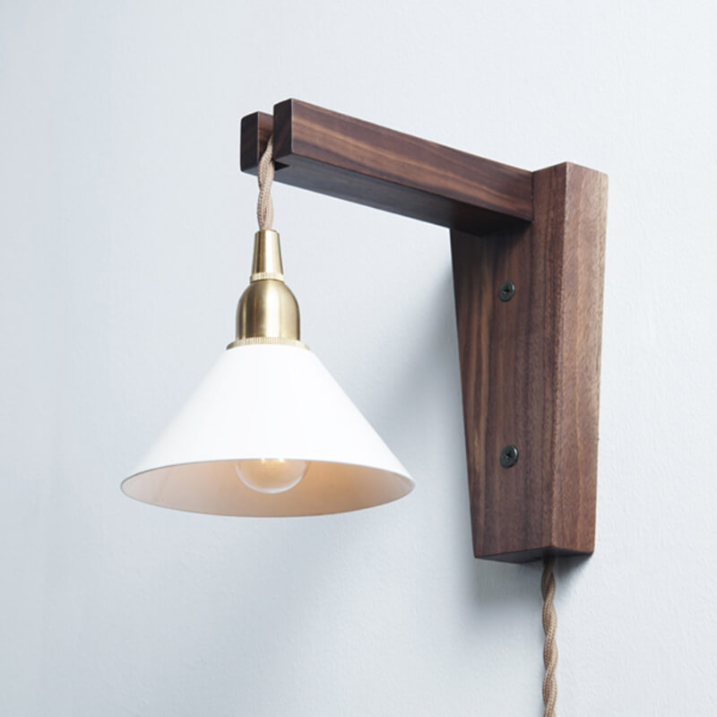 Wood Bracket WHARF + PIENI IRON SHADE CONIC WHITE E14 WITH PLUG SET
