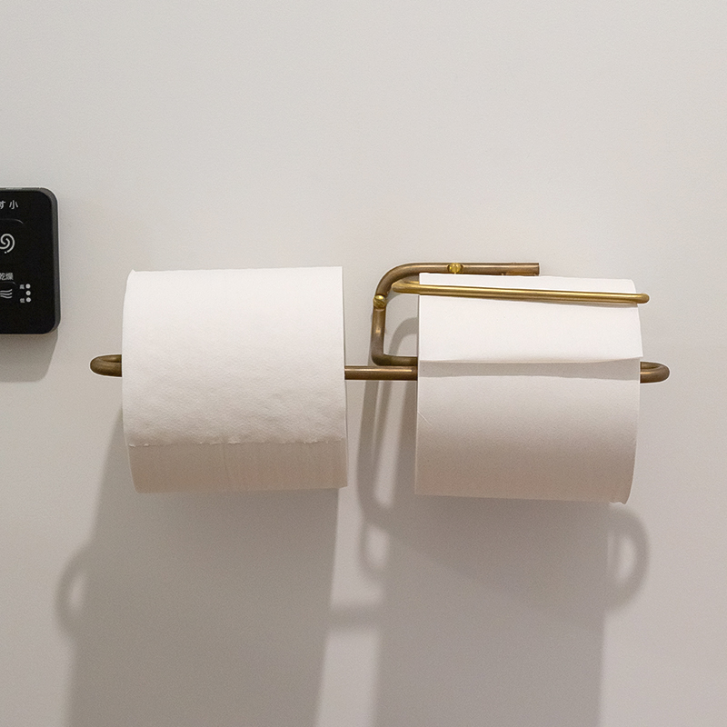 ren GIÁ ĐỒNG ĐÔI TREO GIẤY VỆ SINH