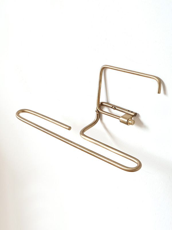 ren GIÁ ĐỒNG ĐÔI TREO GIẤY VỆ SINH