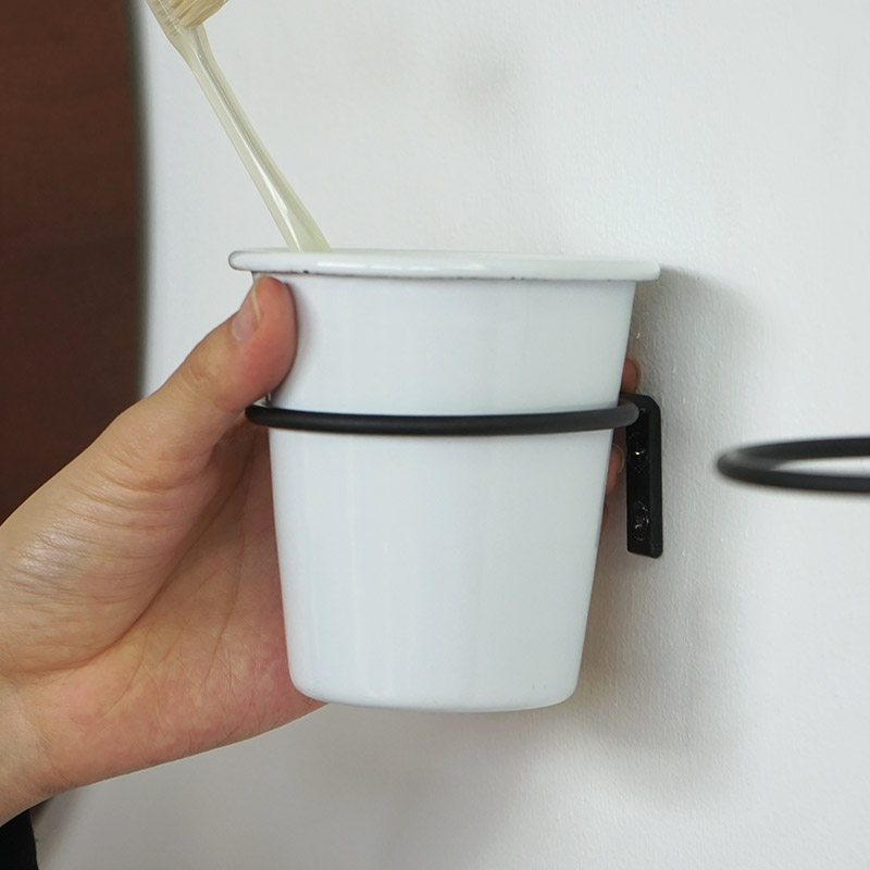 ren MÓC SẮT DẠNG VÒNG TRÒN