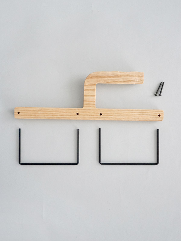 rum GIÁ GỖ TREO GIẤY VỆ SINH ĐÔI MÀU TỰ NHIÊN