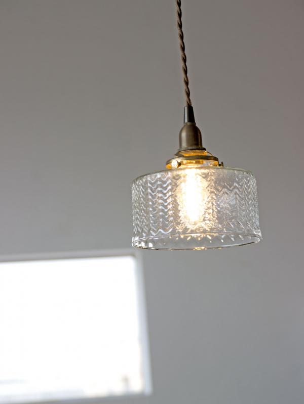 HERRINGBONE SHADE