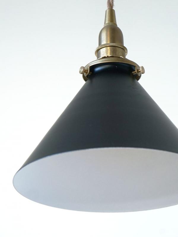 IRON SHADE CORNISH BLACK