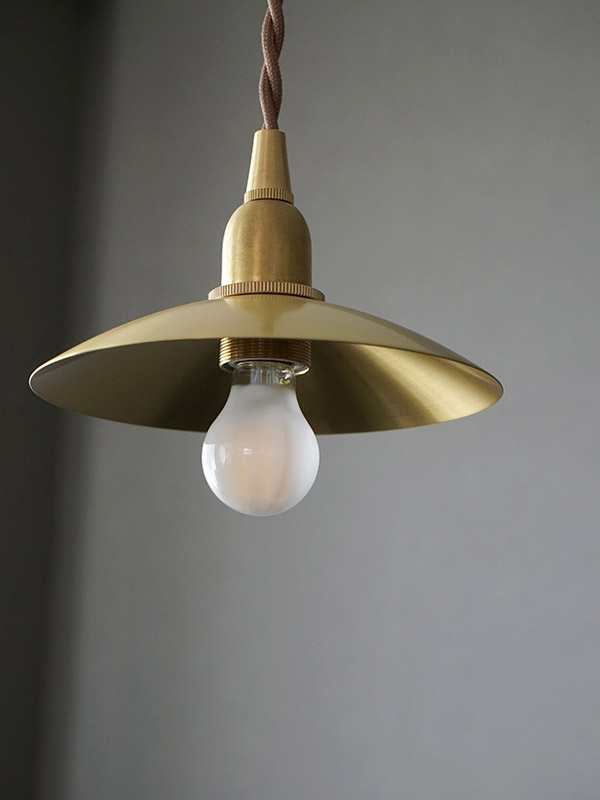 PIENI BRASS SHADE CIRCLE