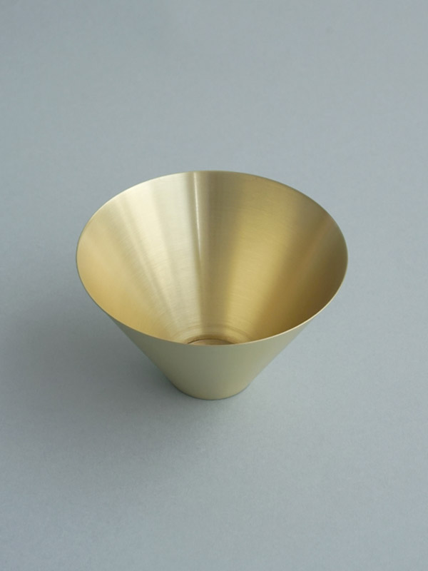 PIENI BRASS SHADE CONIC