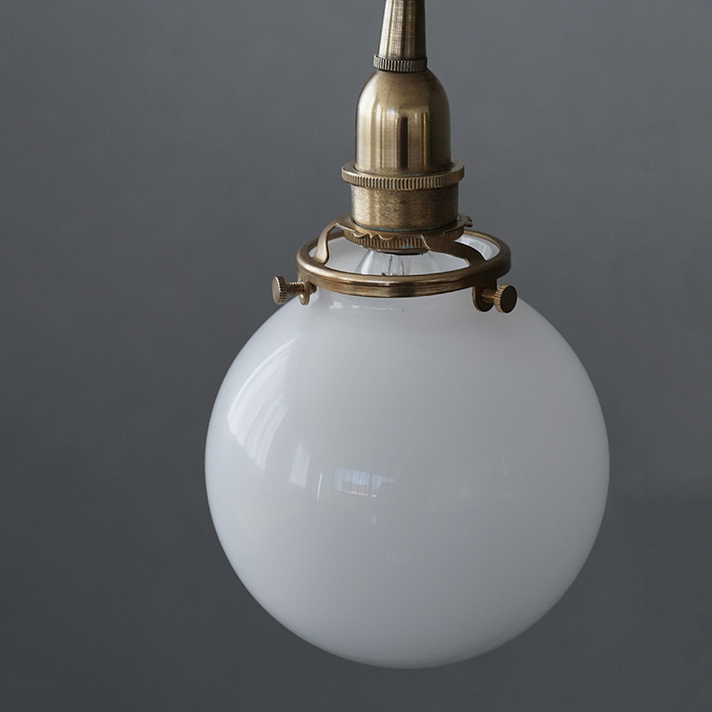MINI GLASS SHADE ROUND WHITE
