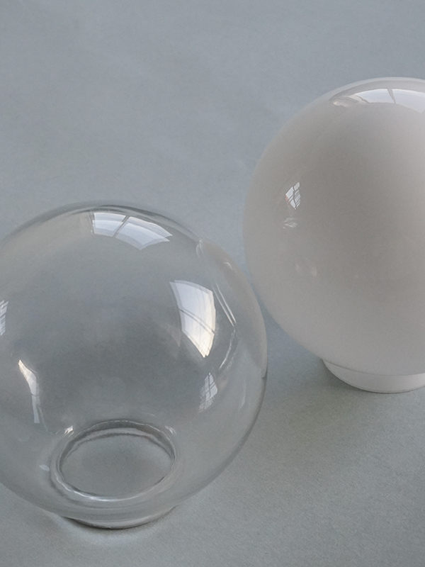 MINI GLASS SHADE ROUND WHITE