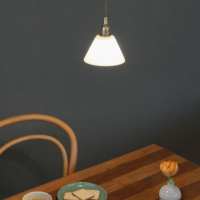 MINI GLASS SHADE CONIC WHITE