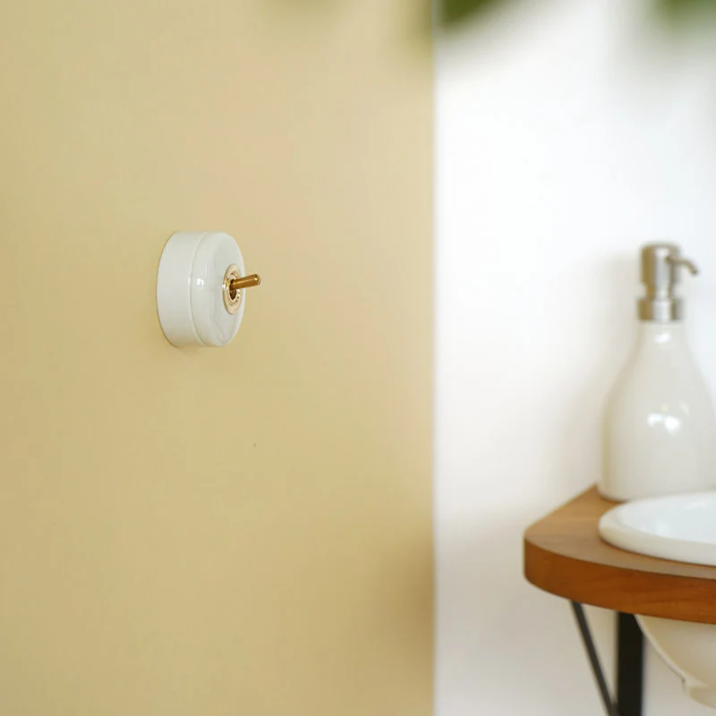 CERAMIC SWITCH WHITE