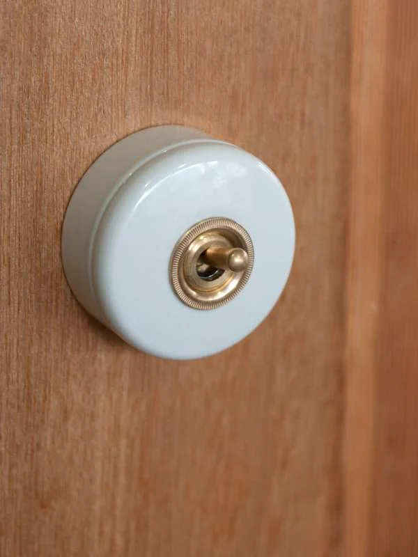 CERAMIC SWITCH WHITE