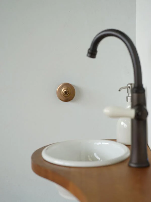 BRASS SWITCH WHITE