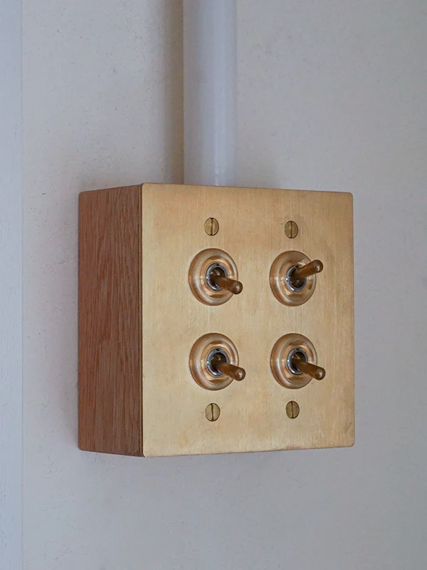 BRASS PLATE 4 SWITCHES