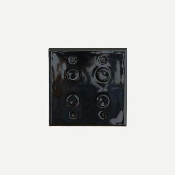 CERAMIC PLATE 4 PUSH SWITCHES BLACK