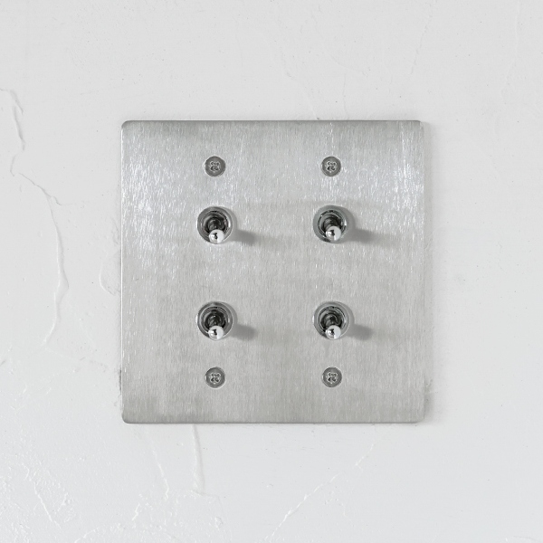 BỘ 4 CÔNG TẮC GẠT, ỐP THÉP